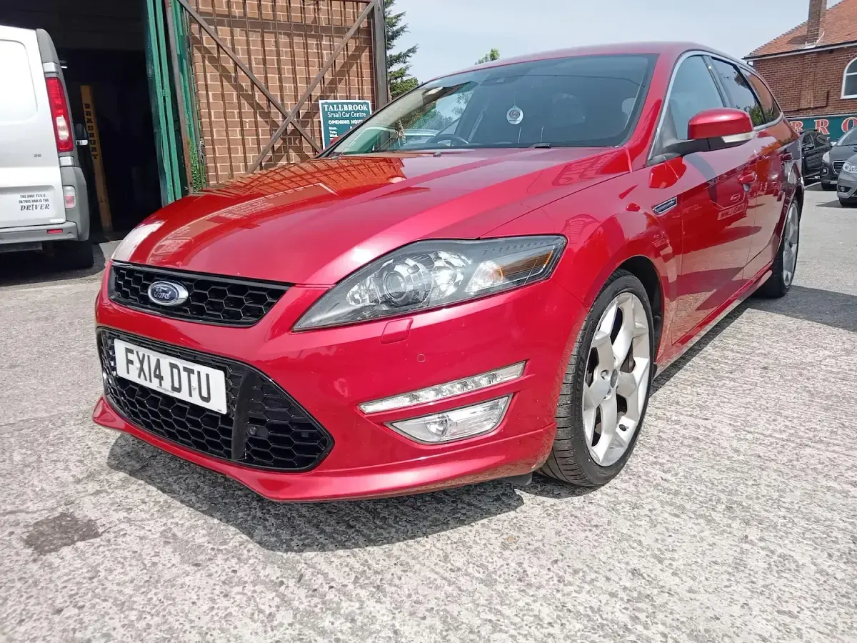 Used Ford Mondeo Titanium X 200 HP (147 kW) 2014 Red Estate