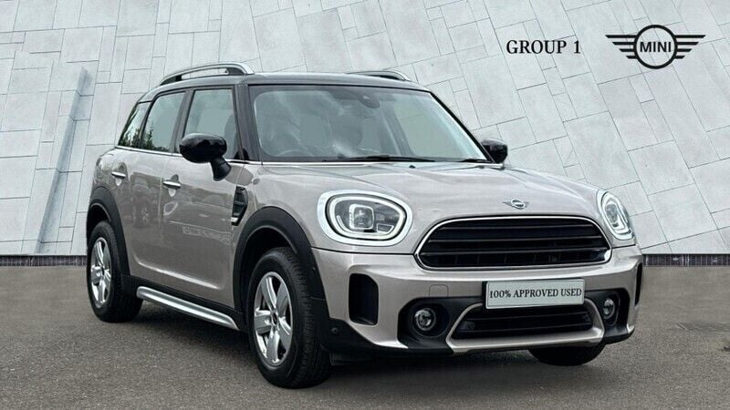 Grey Used 2022 Mini Cooper Countryman Classic SUV | £19,702 (Fair price) - Image 1/4