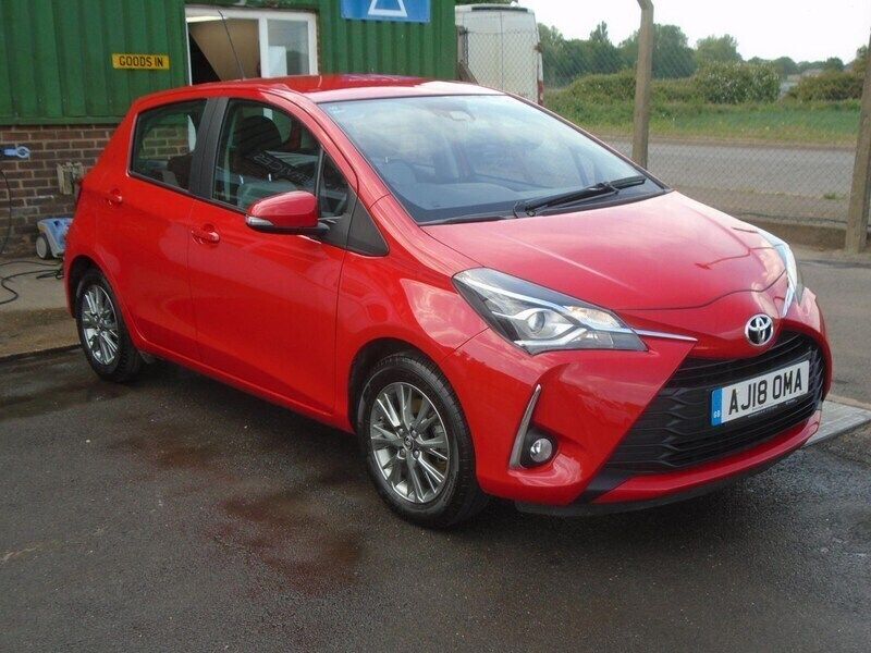Red Used 2018 Toyota Yaris Hatchback | £10,490 (Fair price) - Image 1/4