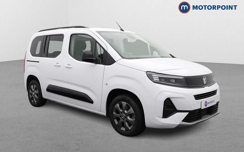Used 2026 Vauxhall Combo Ultimate MPV | £16,899 (Fair price) - Image 1/4