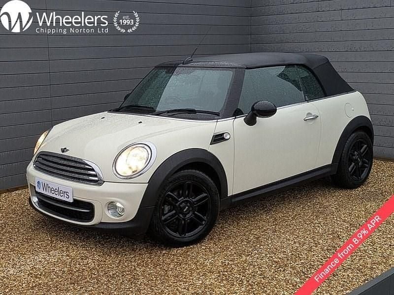 White Used 2015 Mini Cooper D Cabriolet Cabriolet | £9,450 (Good price) - Image 1/4