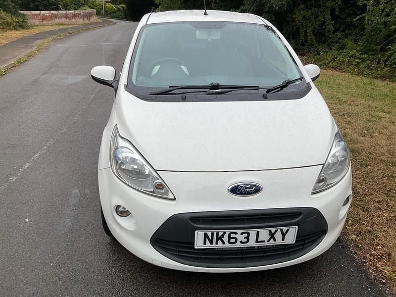 Used Ford Ka Titanium 2013 White Hatchback