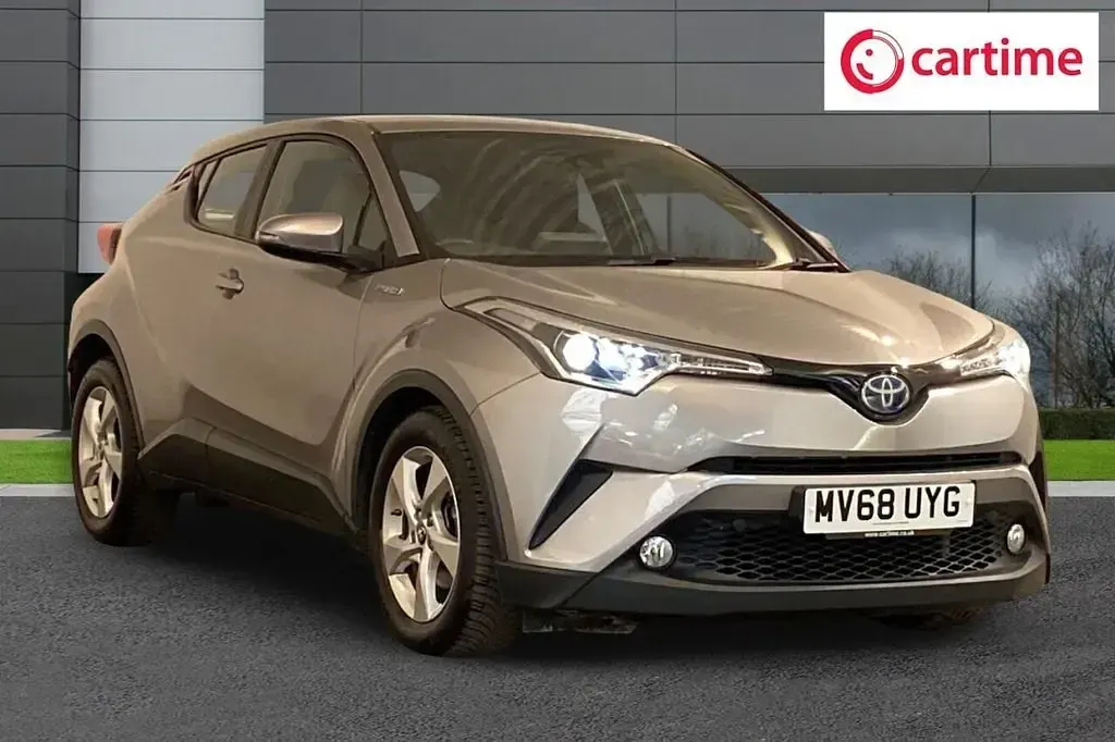 Usado Toyota C-HR 122 HP (89 kW) 2018 Prateado SUV