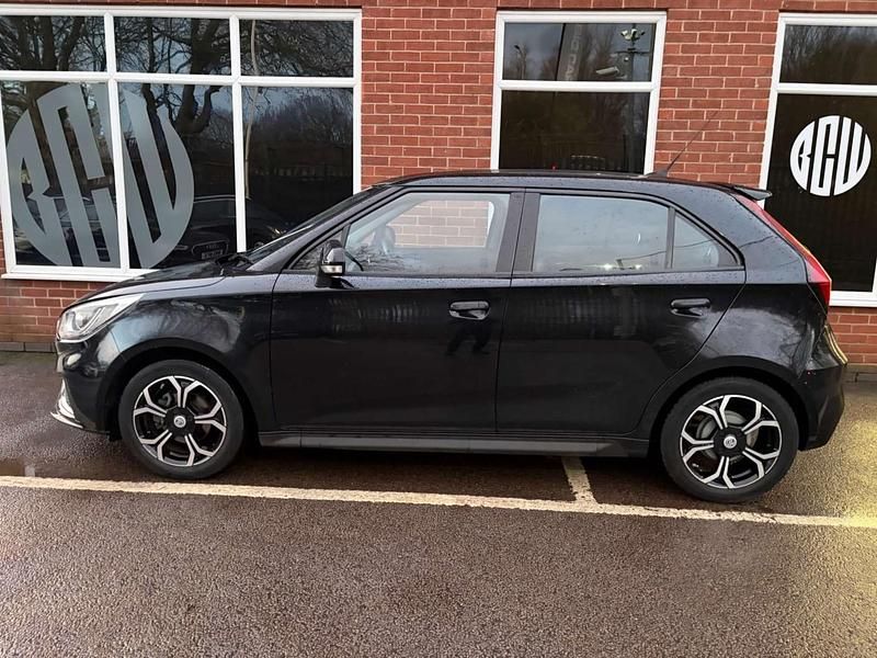Used MG MG3 Exclusive 106 HP (77 kW) 2021 Black Hatchback