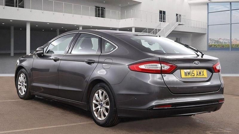Used Ford Mondeo Titanium 150 HP (110 kW) 2015 Grey Hatchback