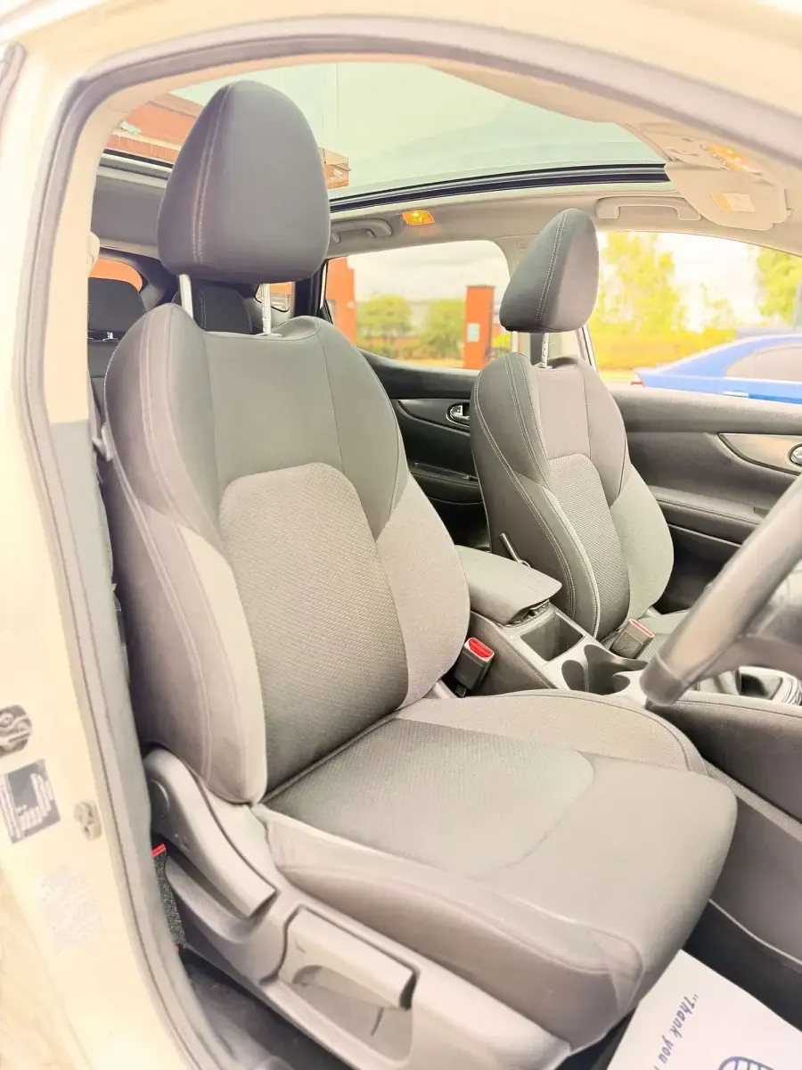 Used Nissan Qashqai N-Connecta 108 HP (79 kW) 2018 White SUV