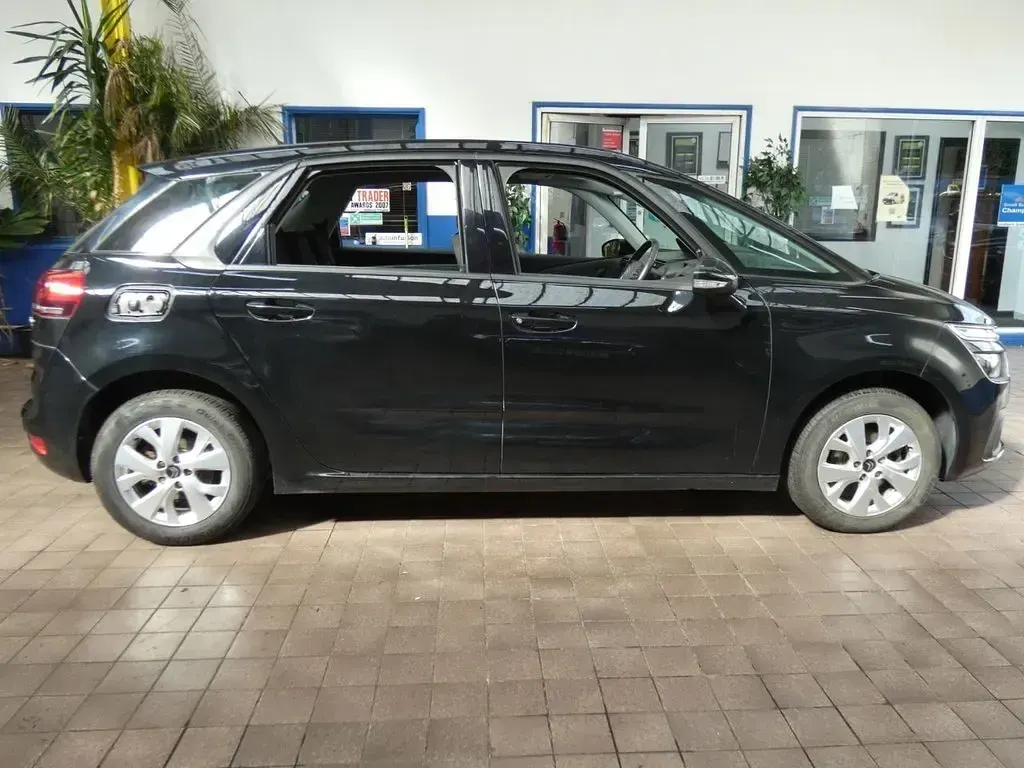 Used Citroën C4 Picasso Touch 100 HP (73 kW) 2016 Black MPV