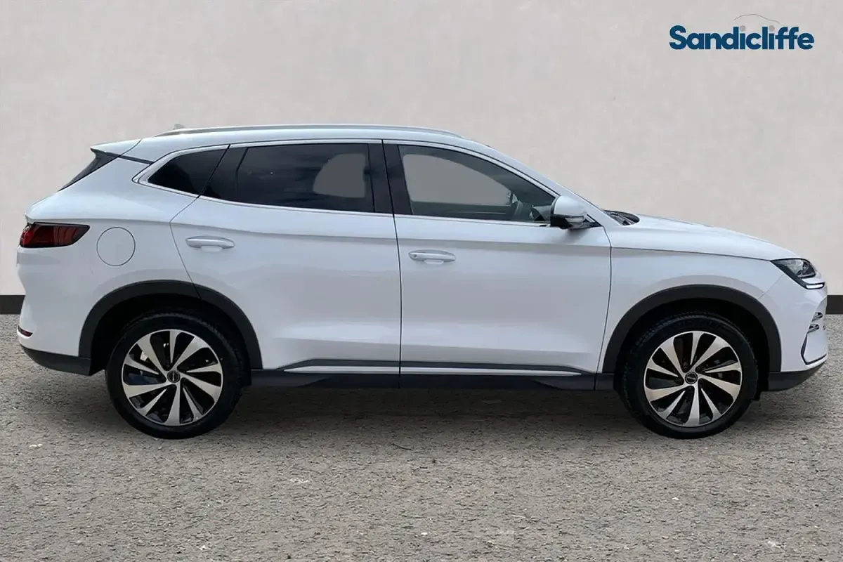 Used BYD Seal U Comfort 218 HP (160 kW) 2025 White SUV