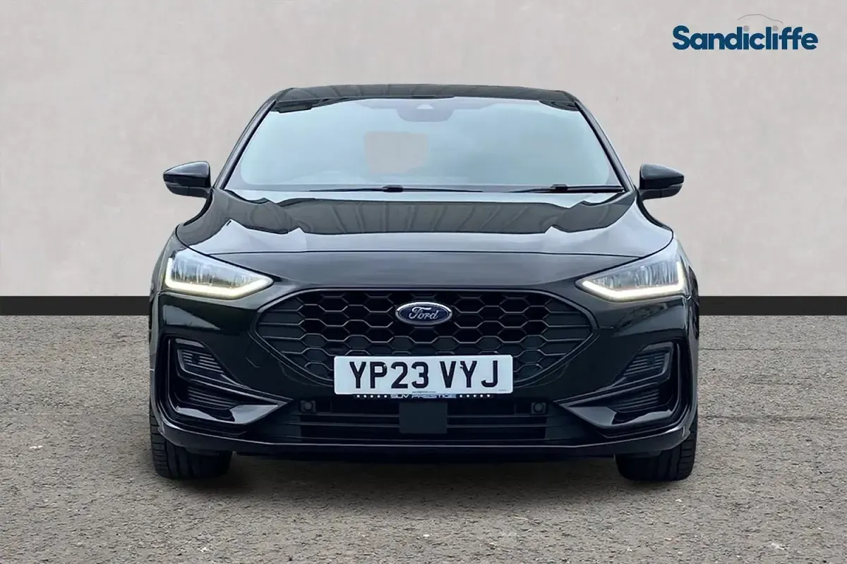 Used Ford Focus ST-Line X 125 HP (91 kW) 2023 Black Hatchback