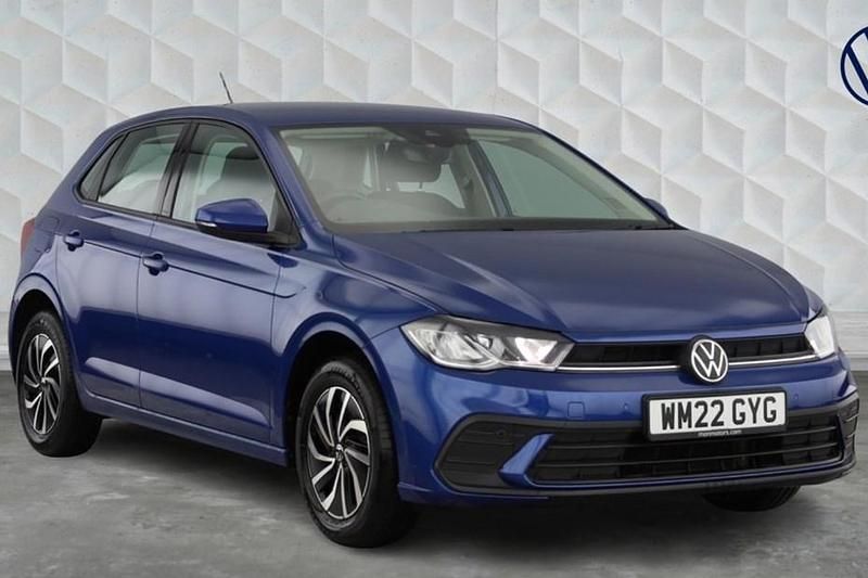 Used VW Polo Life 95 HP (69 kW) 2022 Blue Hatchback
