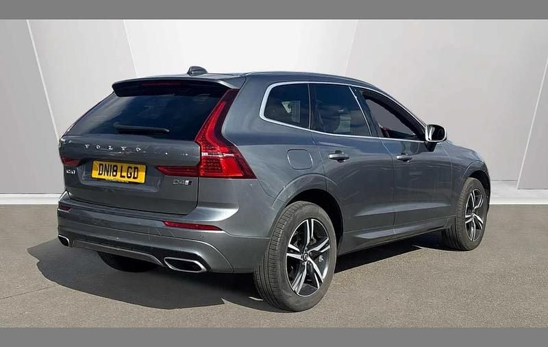 Used Volvo XC60 R-Design 188 HP (138 kW) 2018 Grey SUV