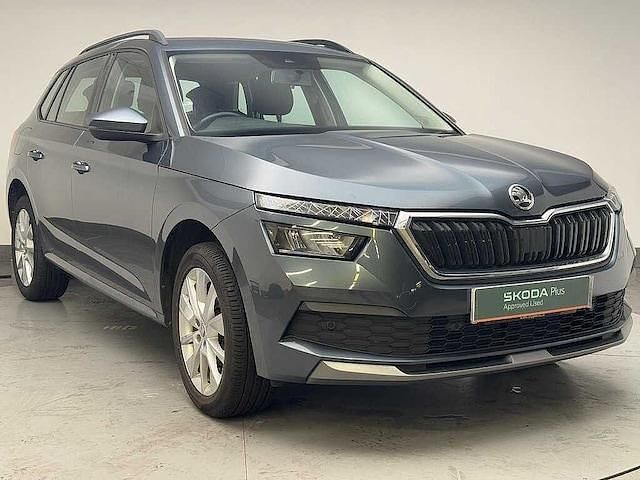 Quartz grey metallic Used 2021 Skoda Kamiq SE SUV | £12,986 (Fair price) - Image 1/4