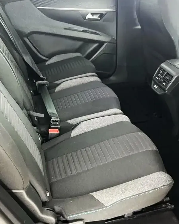 Used Peugeot 5008 Allure+ 130 HP (95 kW) 2023 Grey SUV