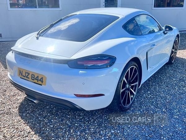 Used Porsche Cayman 2016 White Coupe