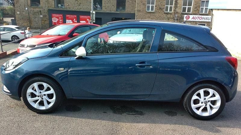 Used Vauxhall Corsa 75 HP (55 kW) 2016 Blue Hatchback