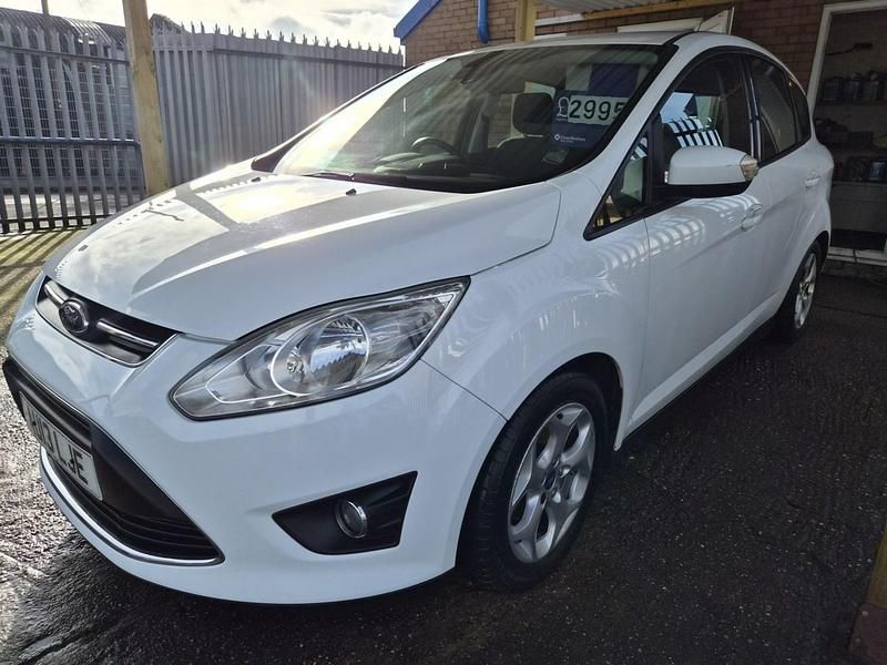 Begagnad Ford C-MAX Zetec 115 HK (84 kW) 2013 Vit Minibuss