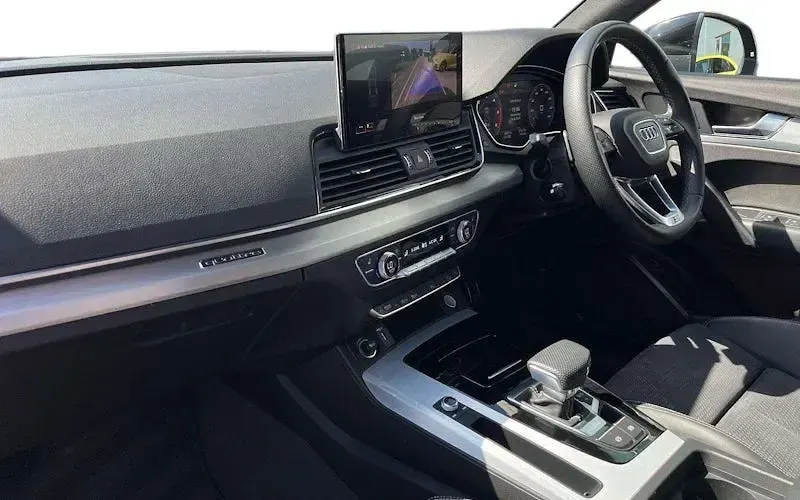 Used Audi Q5 S-Line 204 HP (150 kW) 2024 SUV