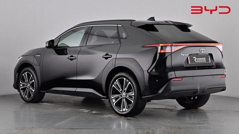 Used Toyota bZ4X 152 kW (207 HP) 2024 Black SUV