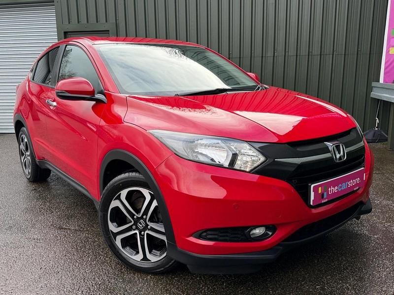 Used Honda HR-V SE 120 HP (88 kW) 2016 Red SUV
