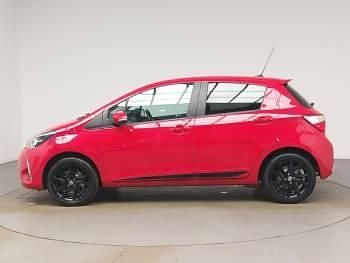 Used Toyota Yaris Design 2017 Red Hatchback