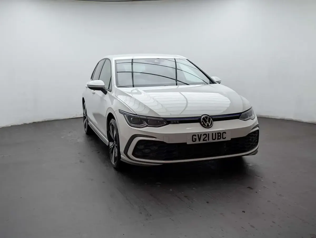 Usado VW Golf VII GTE 2021 Blanco Utilitario
