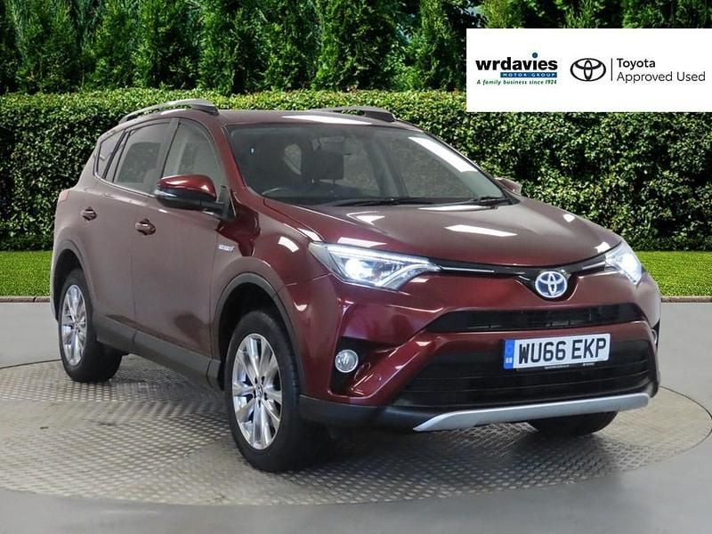 Red Used 2016 Toyota RAV4 Estate | £14,995 (Good price) - Image 1/4
