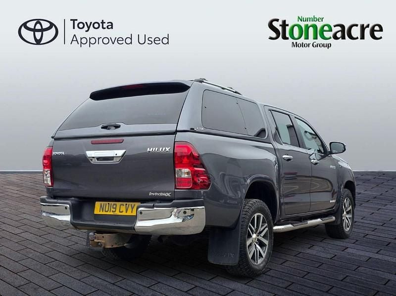 Used Toyota HiLux 150 HP (110 kW) 2019 Grey Pickup