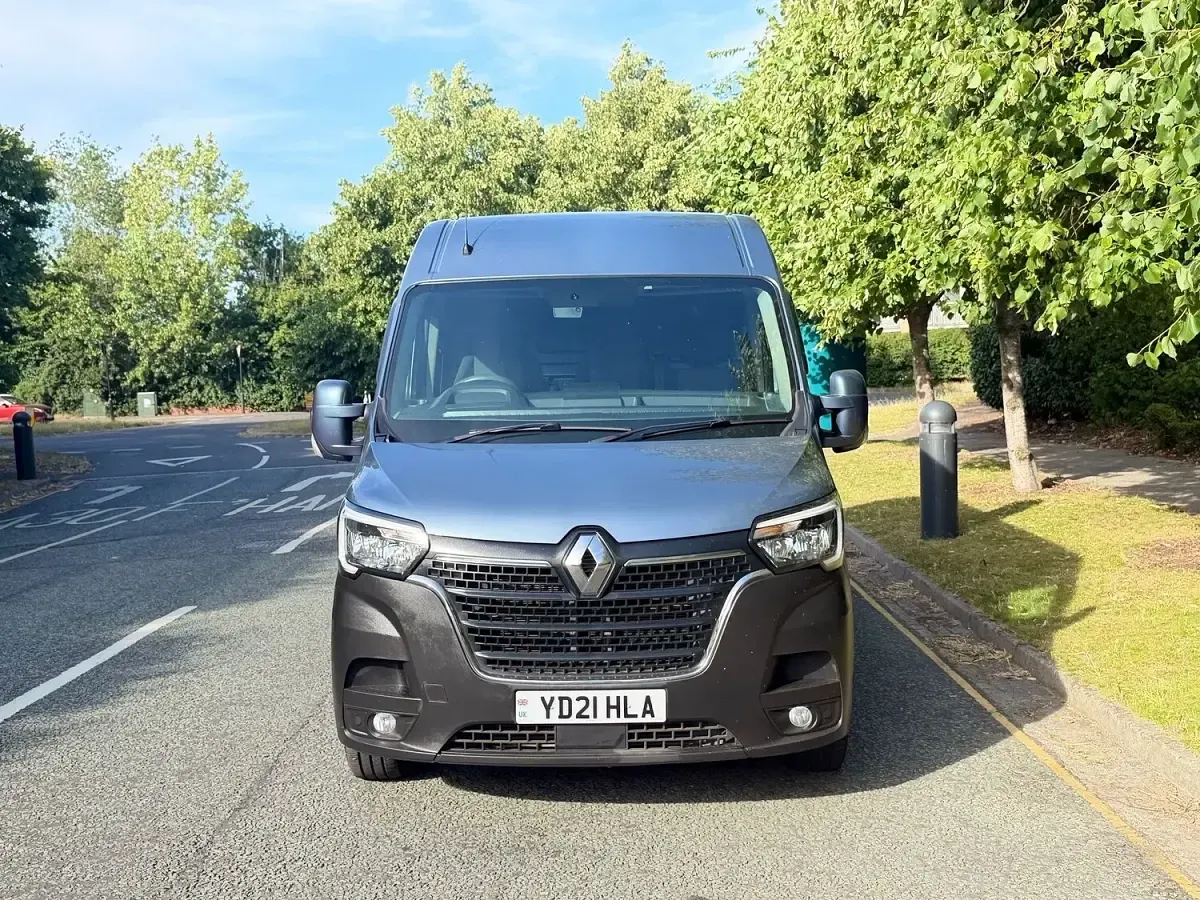 Used Renault Master Business 2021 Blue MPV