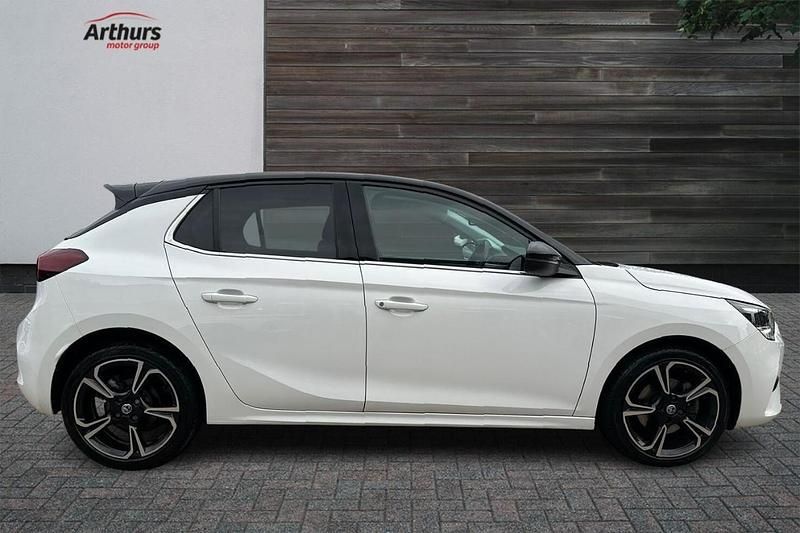 White Used 2021 Vauxhall Corsa Elite Hatchback | £14,697 (Fair price) - Image 1/4