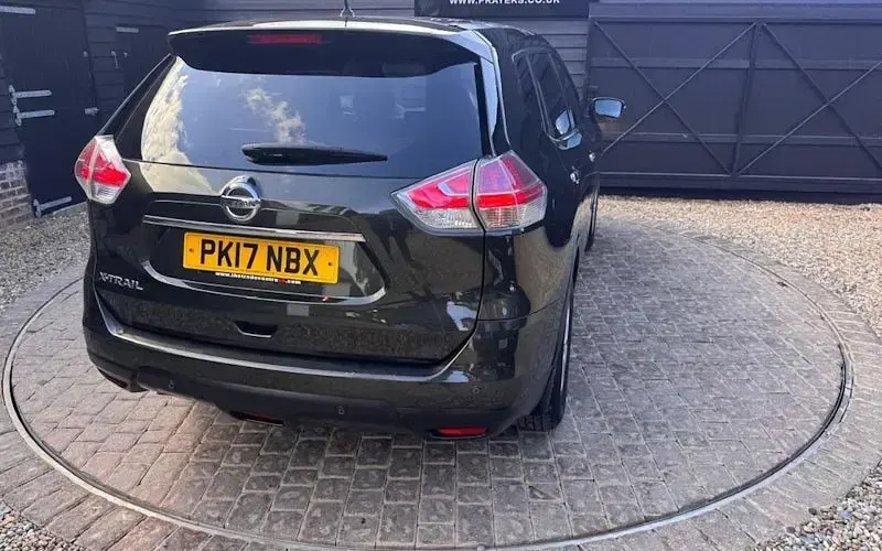 Usado Nissan X-Trail Acenta 131 CV (96 kW) 2017 Verde SUV