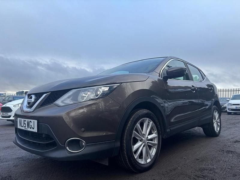Used Nissan Qashqai Acenta 110 HP (80 kW) 2015 Beige SUV