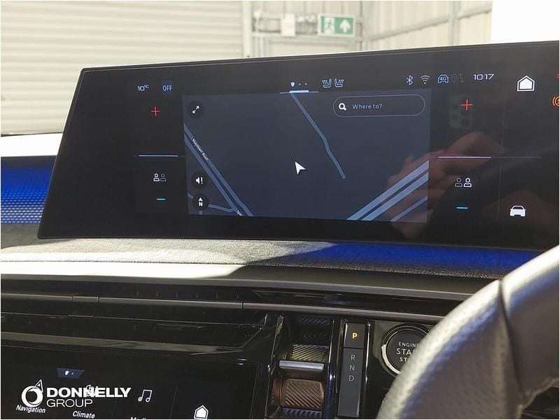 Used Peugeot e-3008 GT 152 kW (207 HP) 2025 Grey SUV