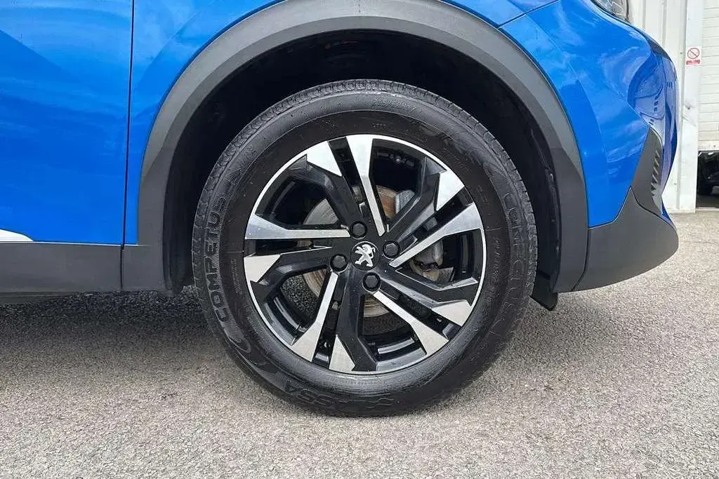 Used Peugeot 2008 Allure+ 128 HP (94 kW) 2022 Blue SUV