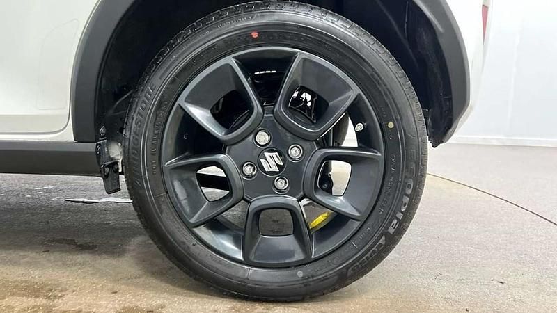 Begagnad Suzuki Ignis SZ5 83 HK (61 kW) 2023 Vit SUV