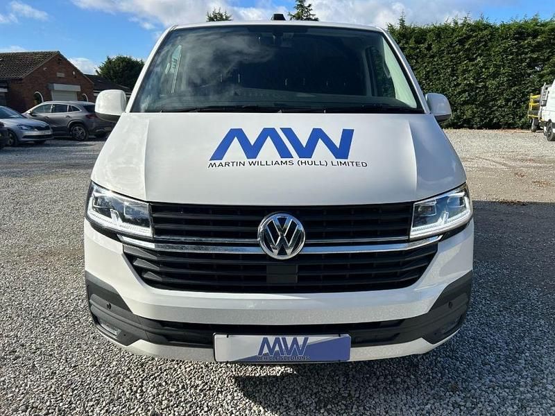 Used VW Transporter Highline 150 HP (110 kW) 2024 White Van