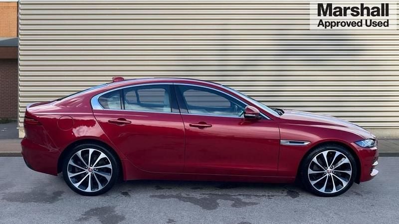 Used Jaguar XE S 249 HP (183 kW) 2019 Red Sedan