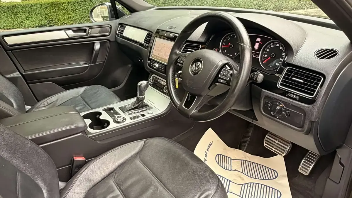 Used VW Touareg R-line 2014 Black SUV
