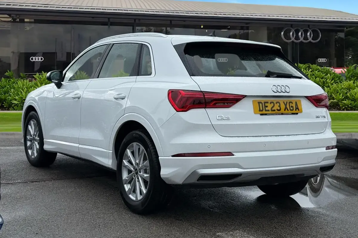 Used Audi Q3 Sport 150 HP (110 kW) 2023 White SUV