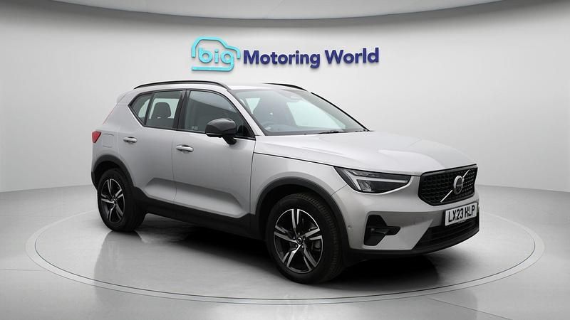 Used 2023 Volvo XC40 Plus SUV | £28,300 (Good price) - Image 1/4