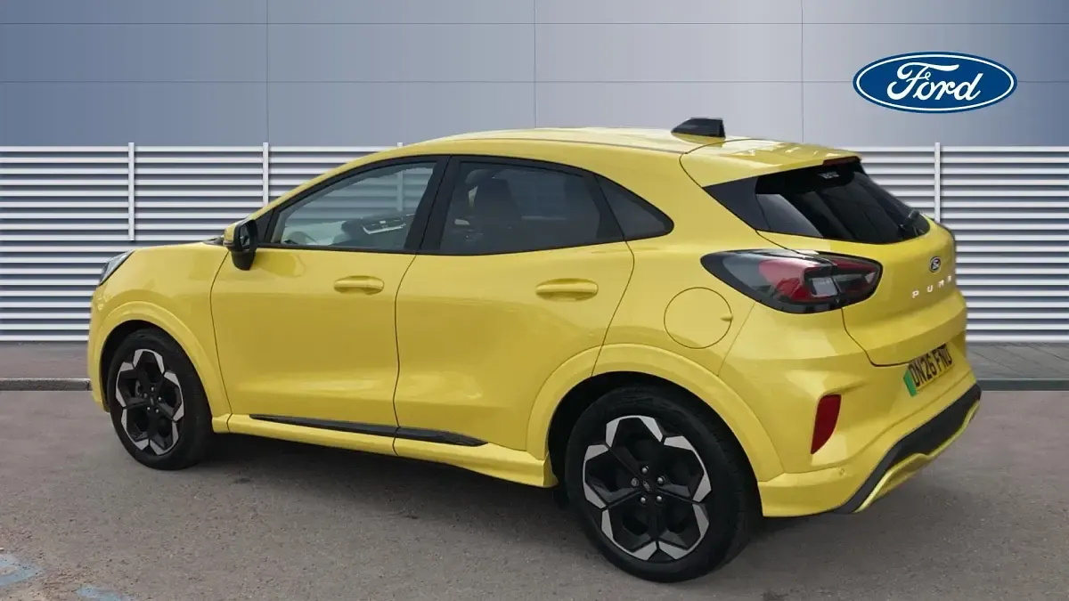 New Ford Puma Premium 122 kW (167 HP) 2026 Yellow SUV