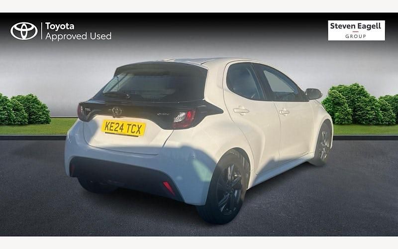 Used Toyota Yaris Hybrid 116 HP (85 kW) 2026 Hatchback