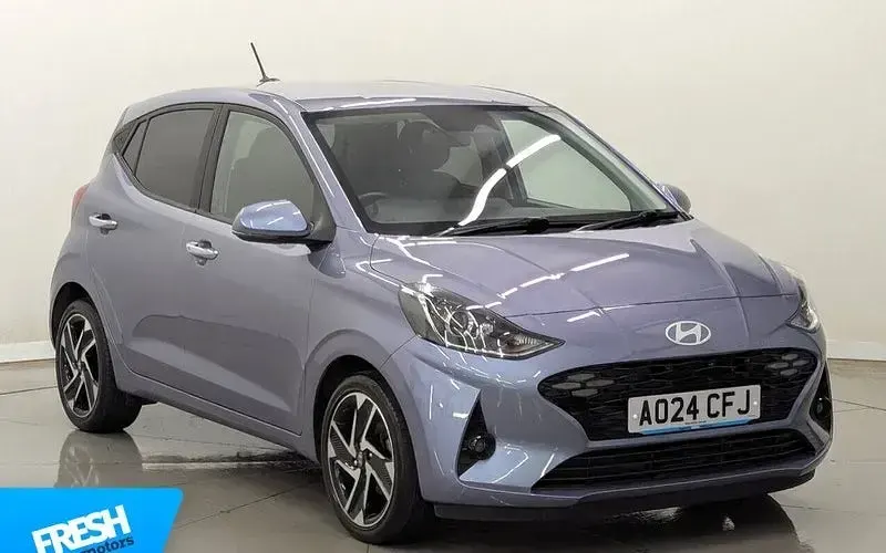Used Hyundai i10 Premium 67 HP (49 kW) 2023 Hatchback