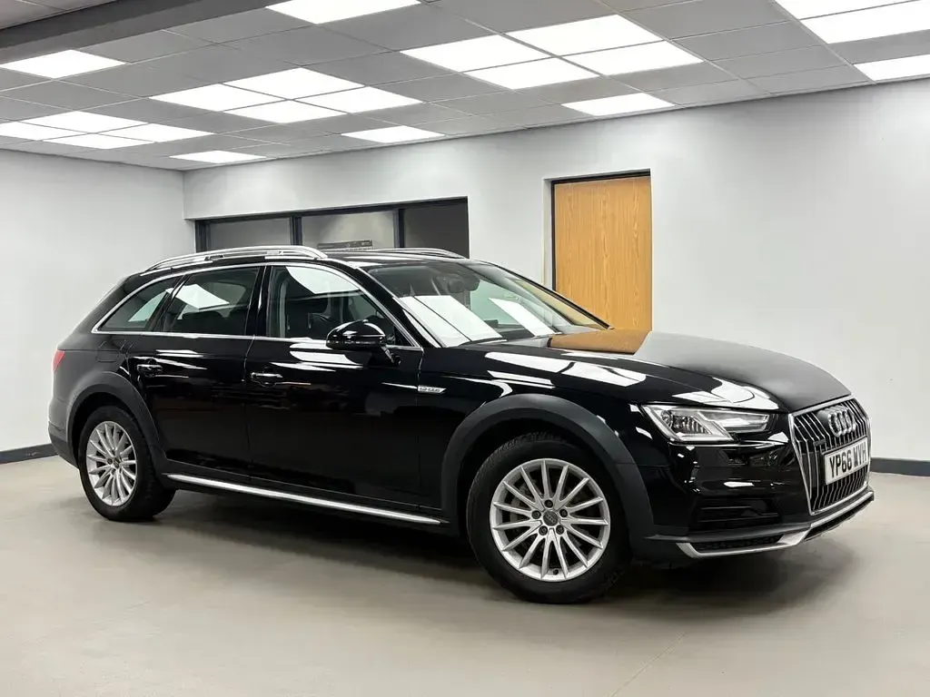 Used Audi A4 Allroad Advanced 190 HP (139 kW) 2016 Black Estate