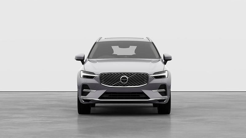 New Volvo XC60 Ultra 2026 Aurora silver SUV