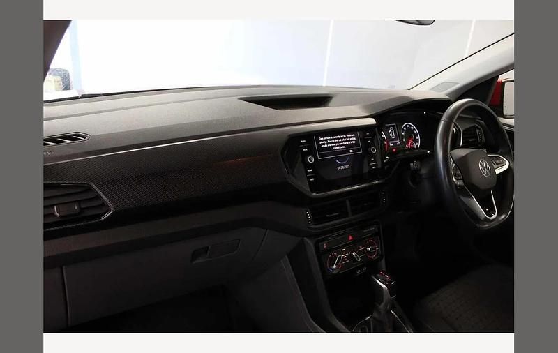 Used VW T-Cross SE 110 HP (80 kW) 2021 Red SUV