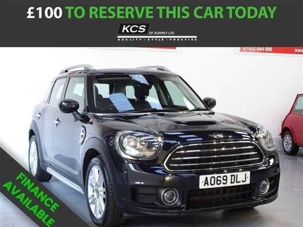 Black Used 2019 Mini Cooper Countryman Exclusive SUV | £16,490 (Fair price) - Image 1/1