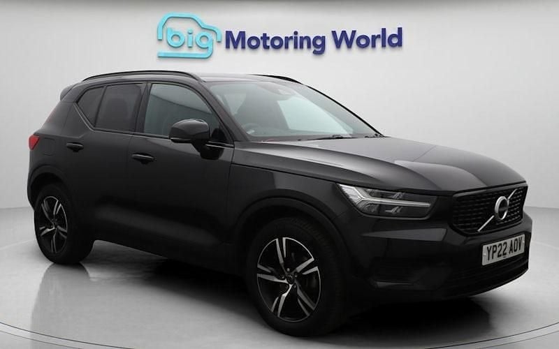 Used 2022 Volvo XC40 R-Design SUV | £25,300 (Fair price) - Image 1/4