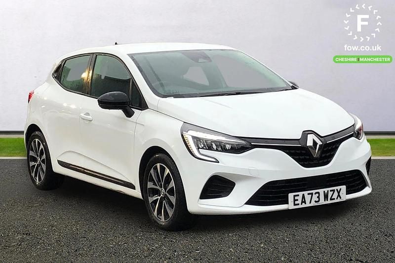 White Used 2023 Renault Clio V Evolution Hatchback | £12,899 (Good price) - Image 1/3