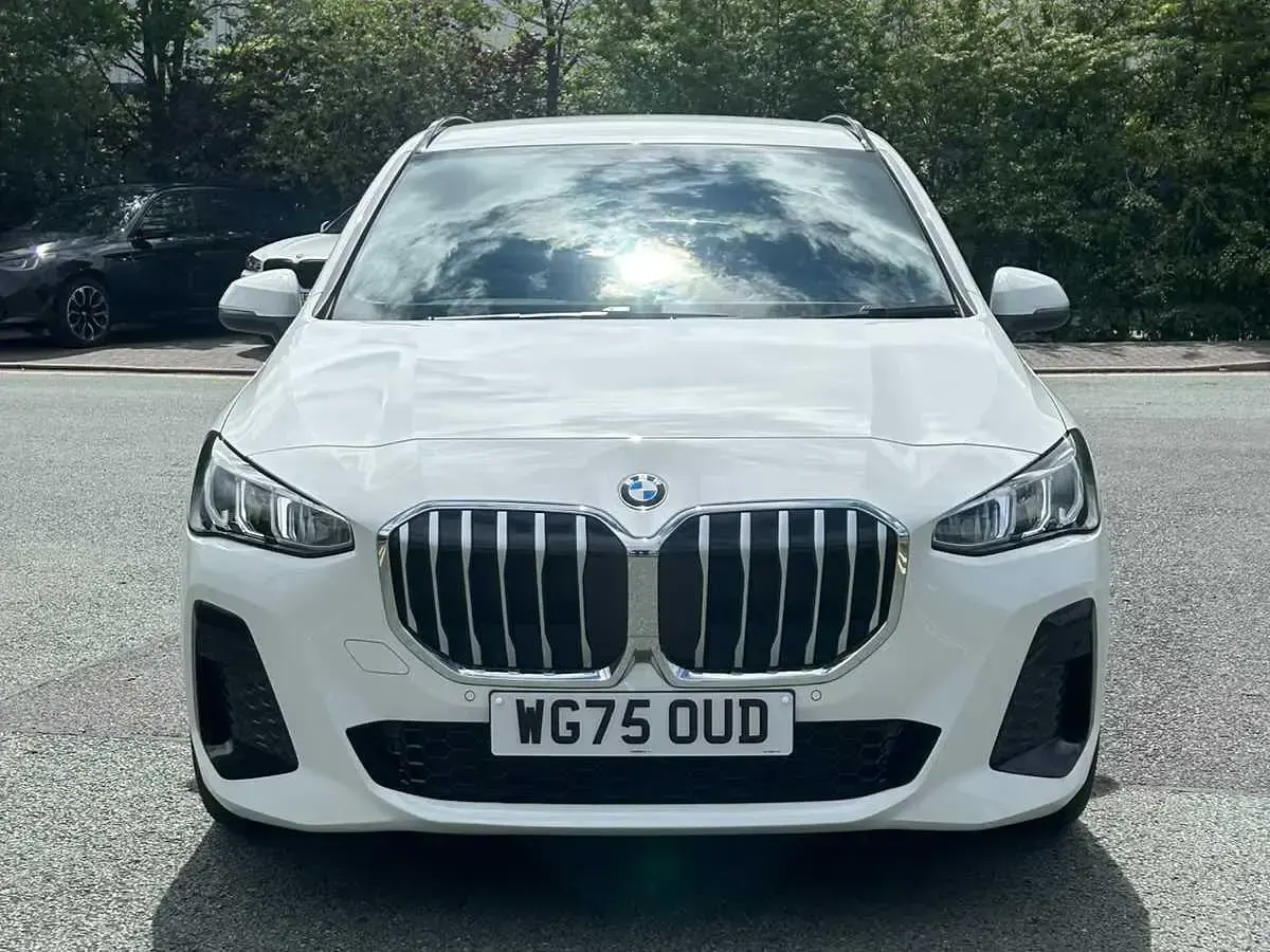 New BMW 220 Active Tourer M Sport 168 HP (123 kW) 2025 White MPV
