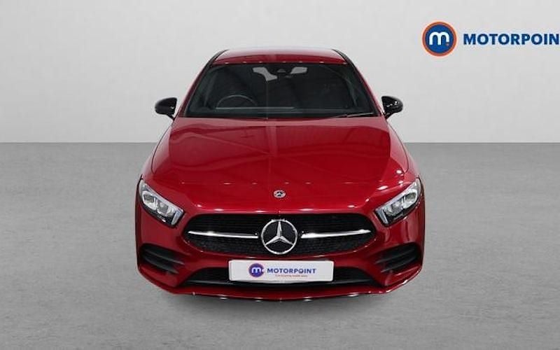 Used Mercedes A180 Executive 136 HP (100 kW) 2022 Red Sedan